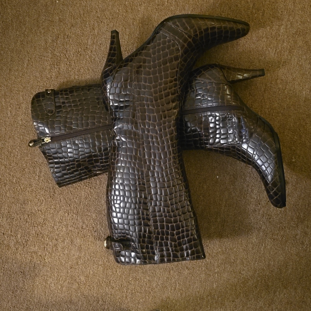 J.Renee Boots size 13W Croc Faux leather